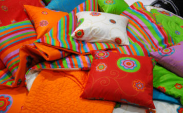 Facili ed economici cuscini colorati 773 0 010 Facili ed economici cuscini colorati_ok